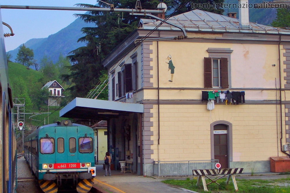 Treno Nizza - Torino a Vernante