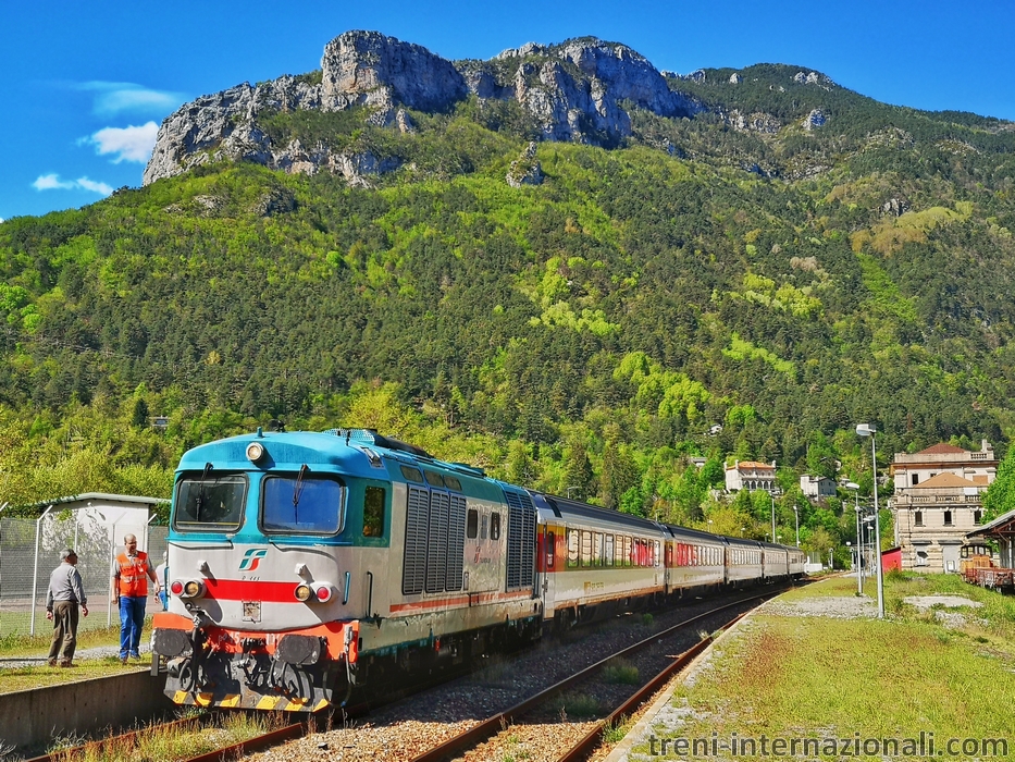 Treno Speciale "Tenda Express" Ventimiglia - Zurigo a San Dalmazzo di Tenda