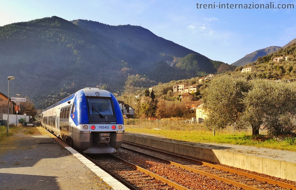 Treno TER per Nizza a Breil sur Roya