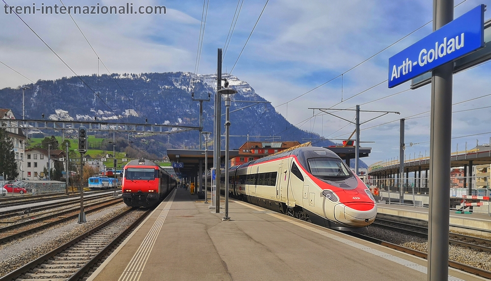 Treno EuroCity Francoforte - Milano ad Arth Goldau