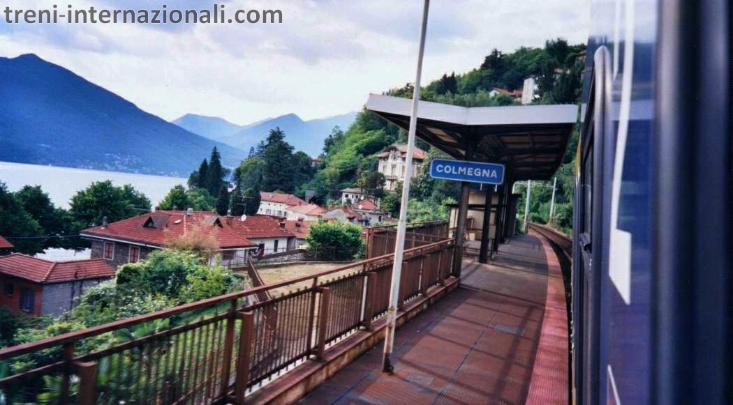 Treno regionale Bellinzona - Luino a Colmegna