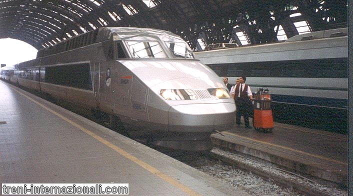 Treno Eurocity TGV "Alessandro Manzoni " da Parigi, a Milano