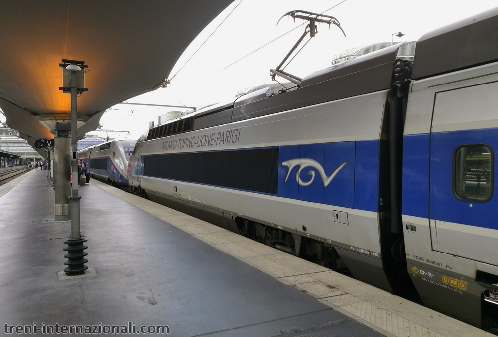 Treno EuroCity TGV per Milano a Parigi